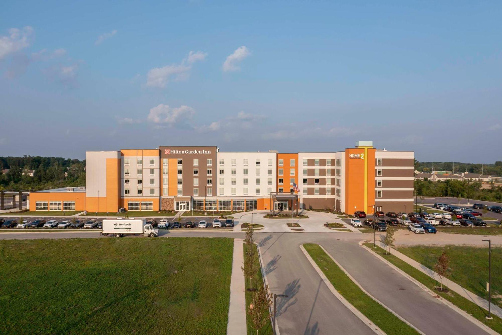 Hilton Garden Inn By Hilton Fort Wayne North Sunnybrook Acres Bagian luar foto