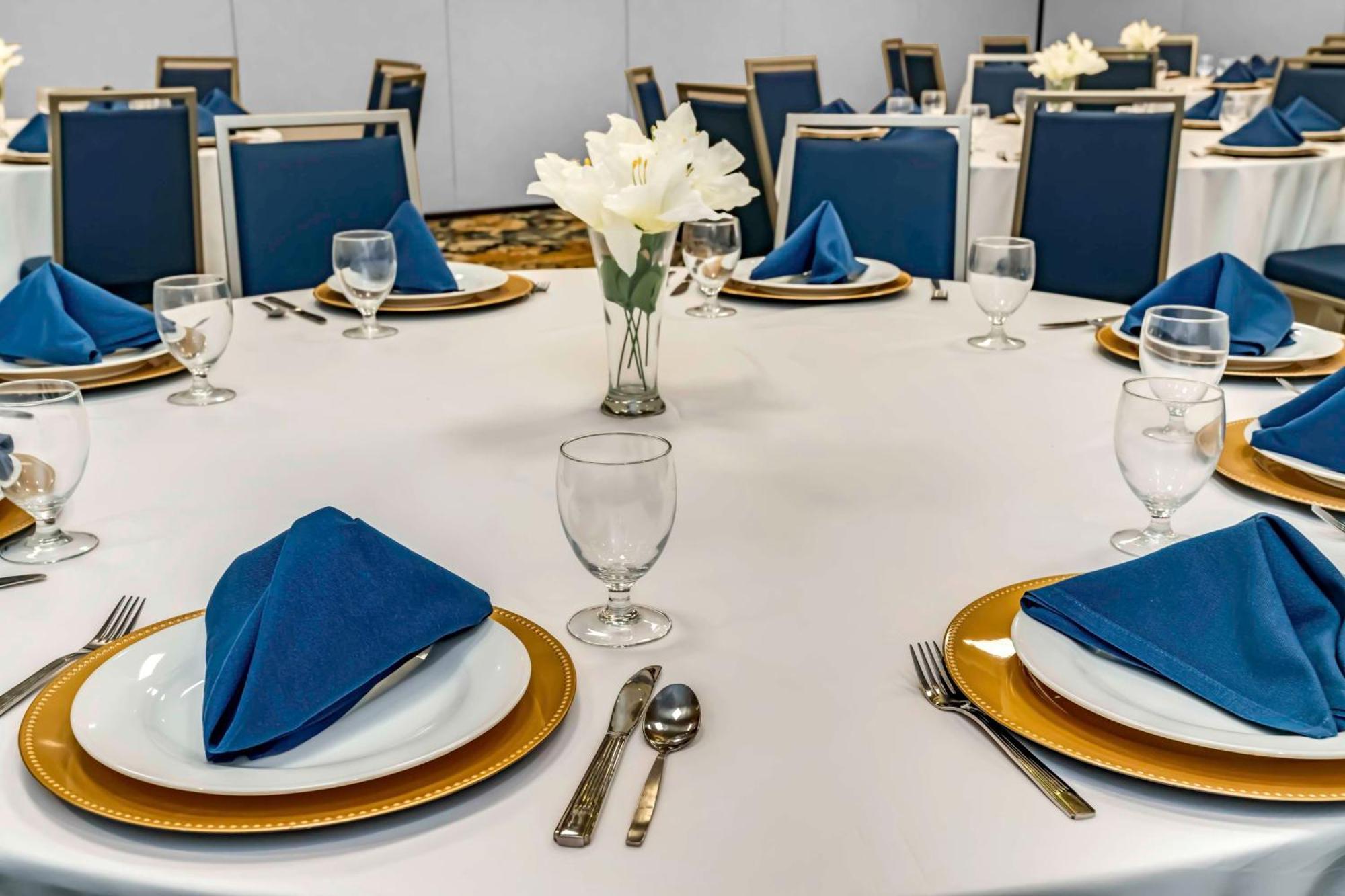 Hilton Garden Inn By Hilton Fort Wayne North Sunnybrook Acres Bagian luar foto
