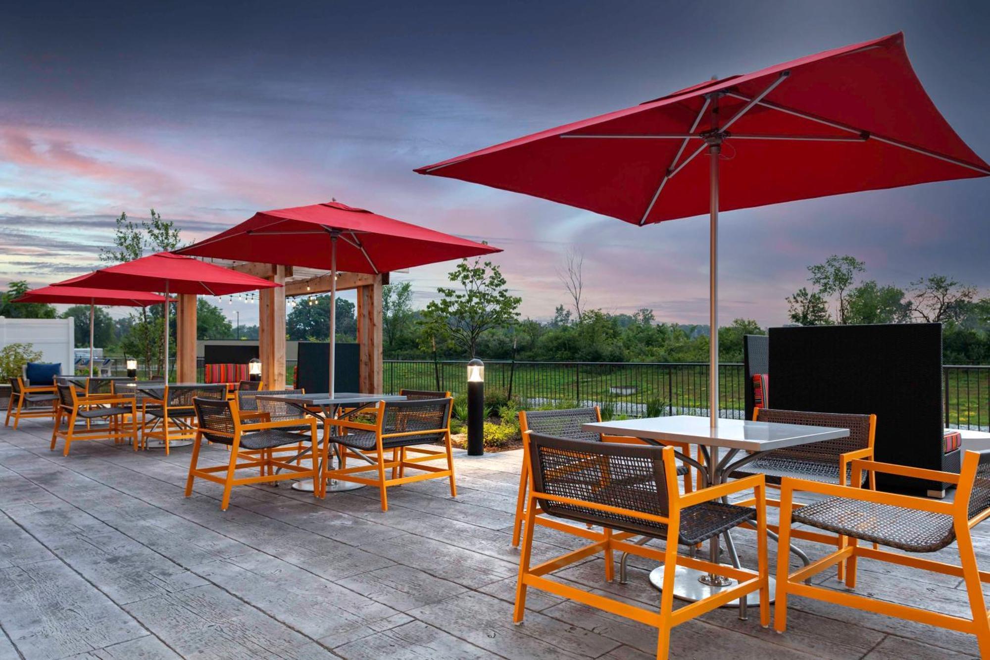 Hilton Garden Inn By Hilton Fort Wayne North Sunnybrook Acres Bagian luar foto